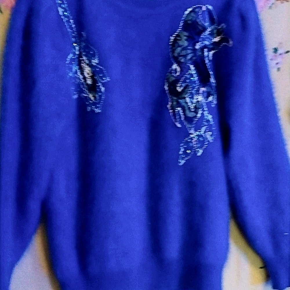La Matta  Vintages  soft wool blend bedazzled sweater M
